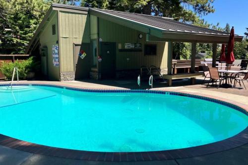 Φωτογραφία από το άλμπουμ του Hidden Valley 29 D στο Μαμούθ Λέικς