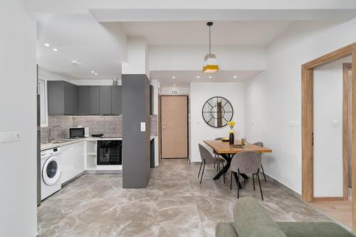 Acropolis Oasis - 2BR, Koukaki