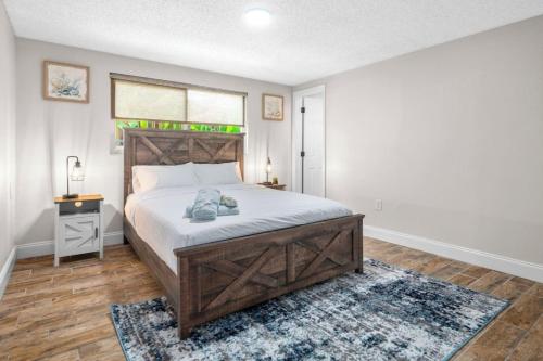 Postel nebo postele na pokoji v ubytování Lake view just 1 min to beach