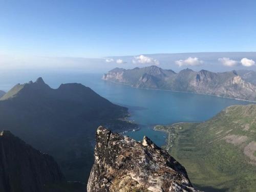a view of a lake from the top of a mountain at Solstad in Senja