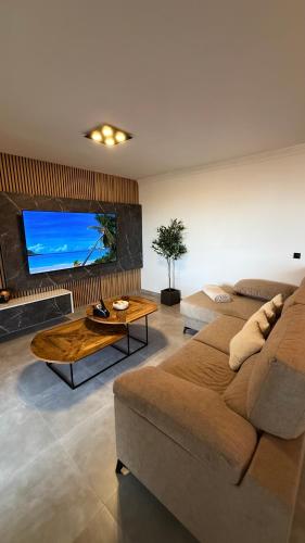 Casa Tropical