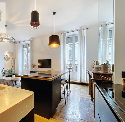 Nhà bếp/bếp nhỏ tại l atypique d Édouard