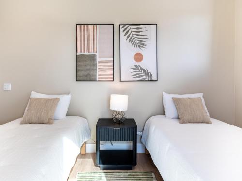 Postel nebo postele na pokoji v ubytování Andalusia Escape- 2 min to JTNP, BBQ