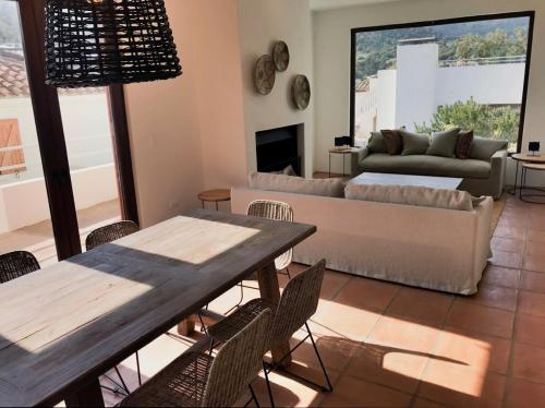 Χώρος καθιστικού στο Casapueblo Rent Cachagua CP 14