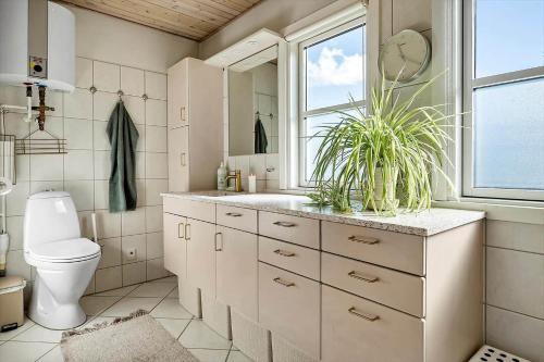 Koupelna v ubytování SL352-Korsor-Havstokken-20