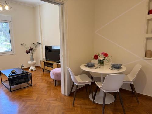 Comfy 3BR Downtown Patras Ypsila Alonia View