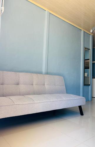 Χώρος καθιστικού στο DesCANso House