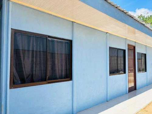 Το κτήριο όπου στεγάζεται  το διαμέρισμα