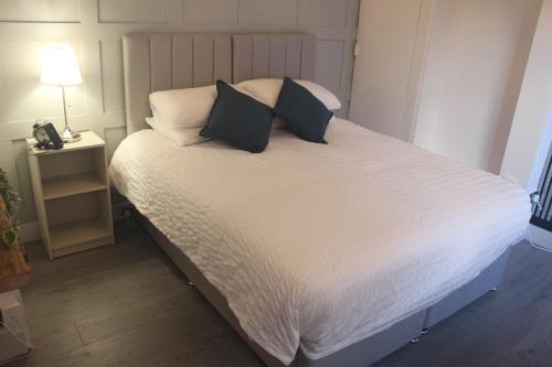 Court Studio Apartment photo 20