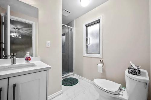 Koupelna v ubytování Bright Maple Suite