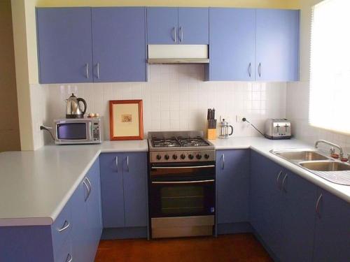 Nhà bếp/bếp nhỏ tại Emada Venus Bay