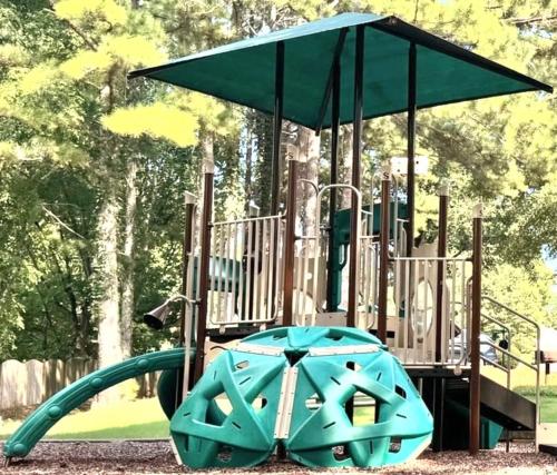 Gallery image of Creekside Basement Retreat in Stockbridge