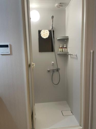 Ένα μπάνιο στο Alia 旅館