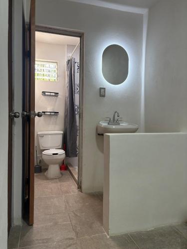 Phòng tắm tại Comoda casa para alojamiento