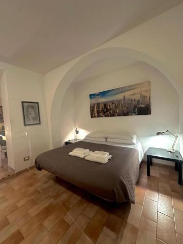 Comfy in the Heart of Roman nightlife
