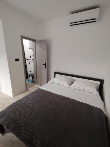 Room Veli Varoš