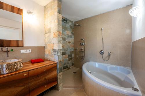 Et badeværelse på Chalet Innerwald