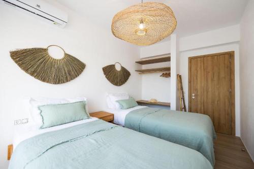 The Nine Graces -Villa Astarté, sea views, private pool and Jacuzzi