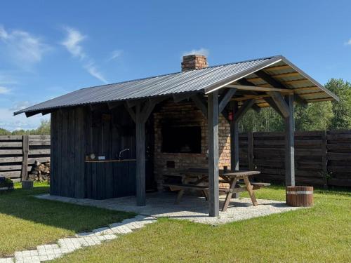 Το κτήριο όπου στεγάζεται  η παραθεριστική κατοικία