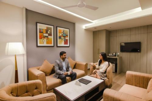 Μια τηλεόραση ή/και κέντρο ψυχαγωγίας στο FabHotel Prime K9 Grand