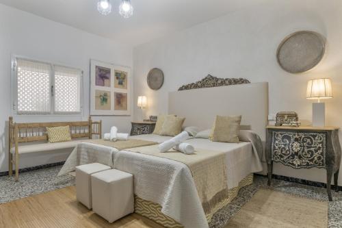 Postel nebo postele na pokoji v ubytování Casa Mudarra Conil
