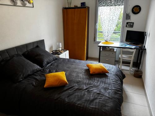 Chambre chez habitant résidence piscine