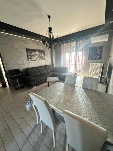 Manhattan House photo 11