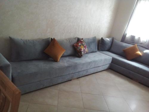 Khu vực ghế ngồi tại BOUZNIKA Appartement