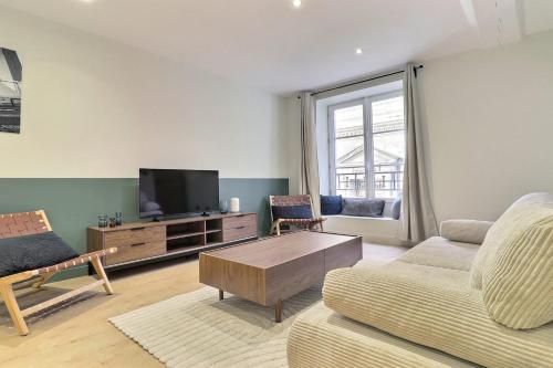 Prestige Apartment Lyon 2 6 guests - Place des Célestins