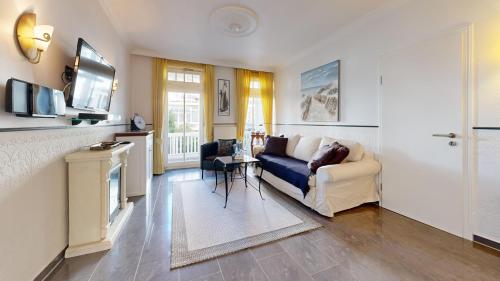 Η κουζίνα ή μικρή κουζίνα στο strandnahe FeWo Villa Jugendglück 05 in Binz ID 505