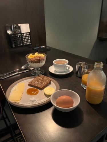 Jídlo v hotelu nebo okolí