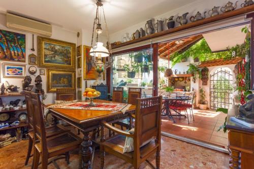 Apartments and rooms with WiFi Makarska - 11063