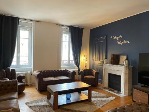 Grand appart 6-12 pers avec sauna & terrasse, Centre Belfort, 4 chambres