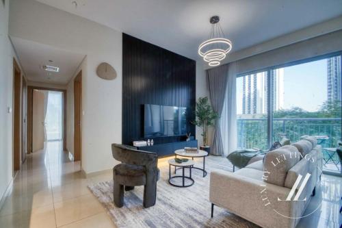 Luxury 2BR Harbour Views Tower 2 Creek Harbour Dubai
