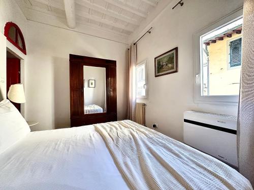 Florence Apartment 5' Central Station Just renewed