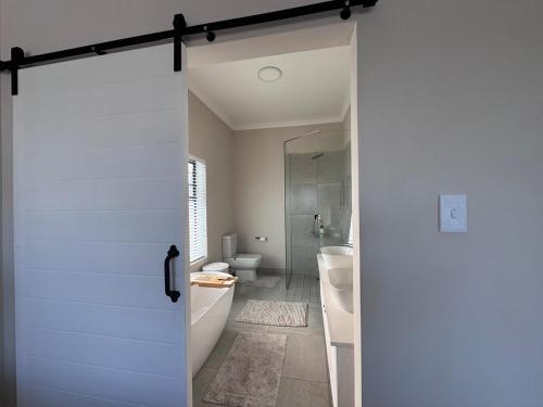 Ένα μπάνιο στο 17 Kromme River Estate