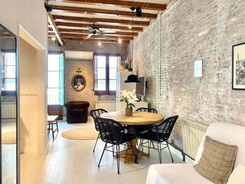 Lovely loft near Barcelona center
