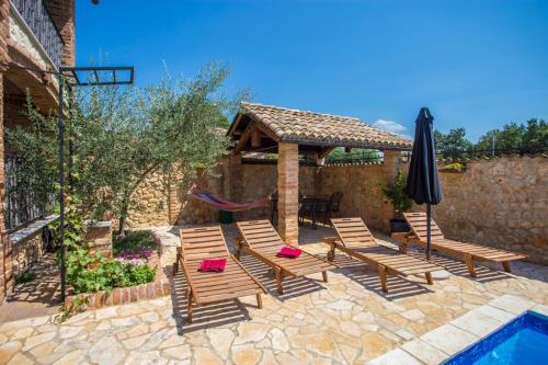 Family-friendly apartments with swimming pool Nova Vas, Porec - 14167