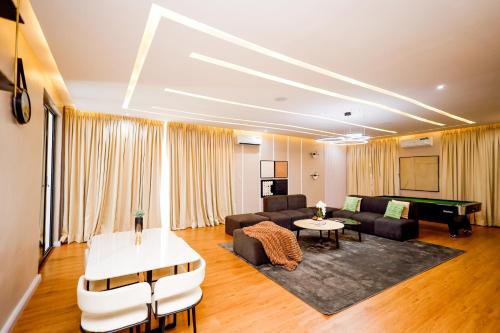 Φωτογραφία από το άλμπουμ του 4 Bedroom Penthouse σε Lekki