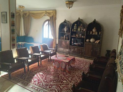 The 5 inn apartment & suites