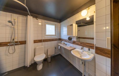 Koupelna v ubytování Kompassen