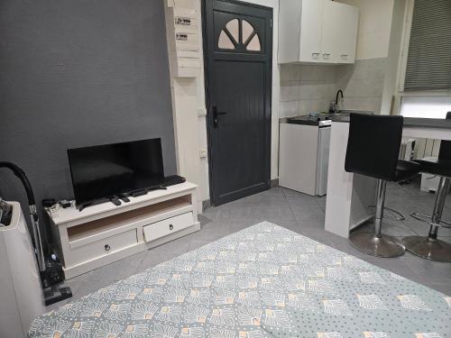 Kuchyň nebo kuchyňský kout v ubytování Charmant studio a Montélimar - Cœur de la ville !