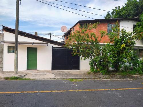 Lombardia San Salvador City