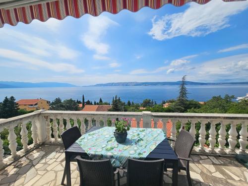 JOVANA NV - Apartment with balcony with sea view