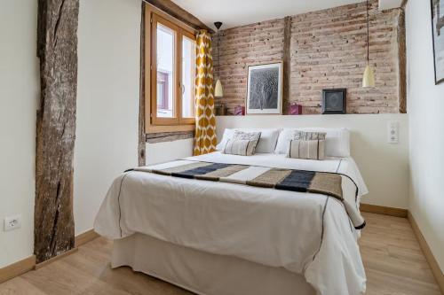 Aston - Todo el encanto del Casco Viejo de Bilbao