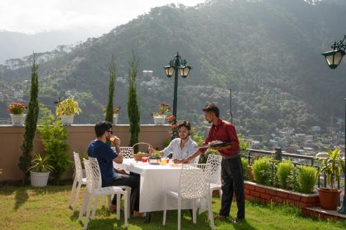 Naturlandskabet i nærheden af hotellet