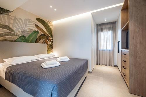 Raise Se7en Apartments