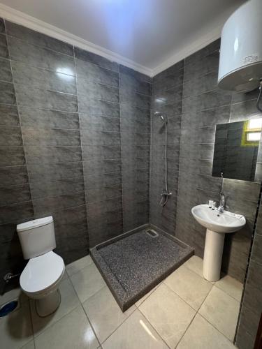 Ένα μπάνιο στο Brench Pyramids View