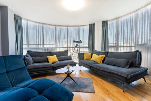 Luna Penthouse Stunning Sofia Skyline plus FREE Parking