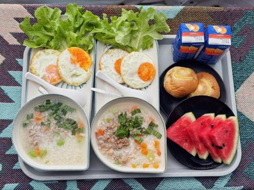 Đồ ăn tại/gần khách sạn